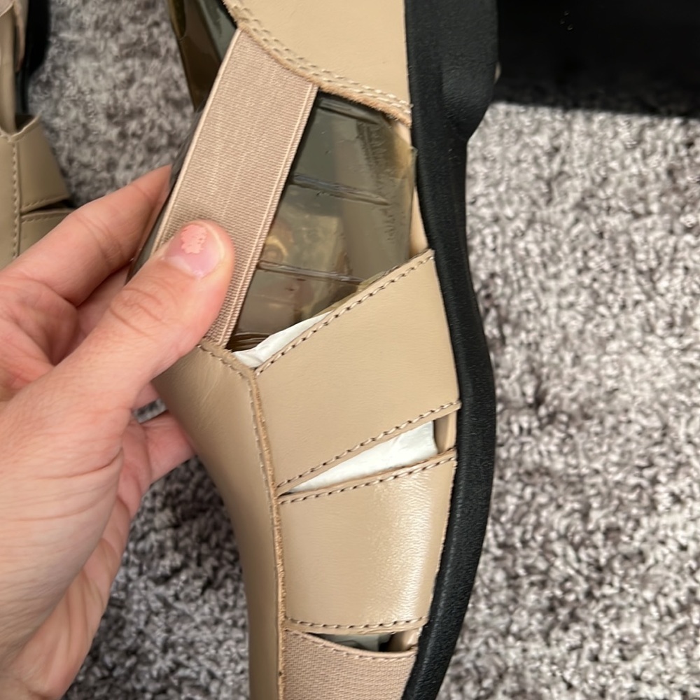 NEW in box Liz baker sandal - Picture 7 of 11